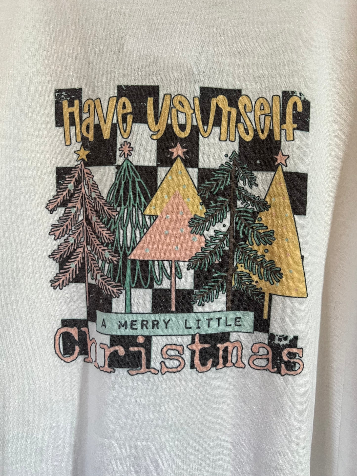 XL Christmas tree tshirt