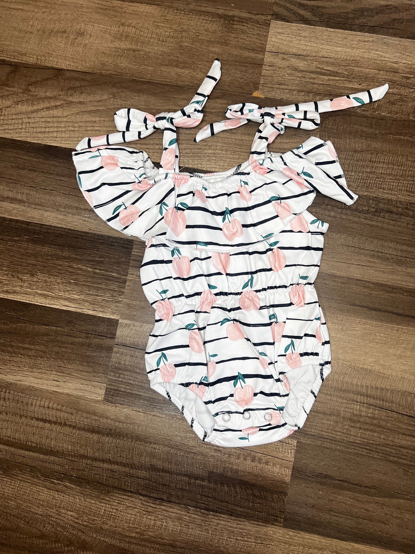 Peach π ruffle onesie 3/6 m