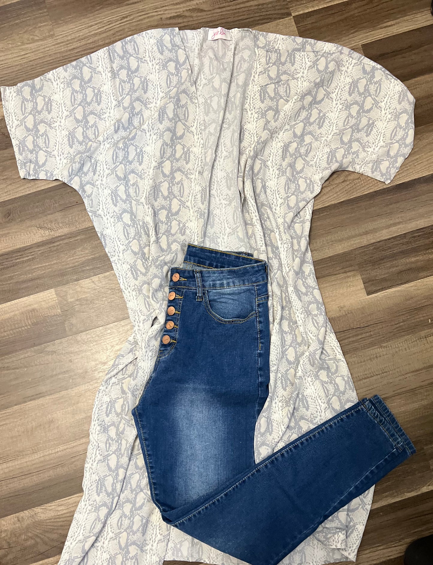 Sadie snake kimono