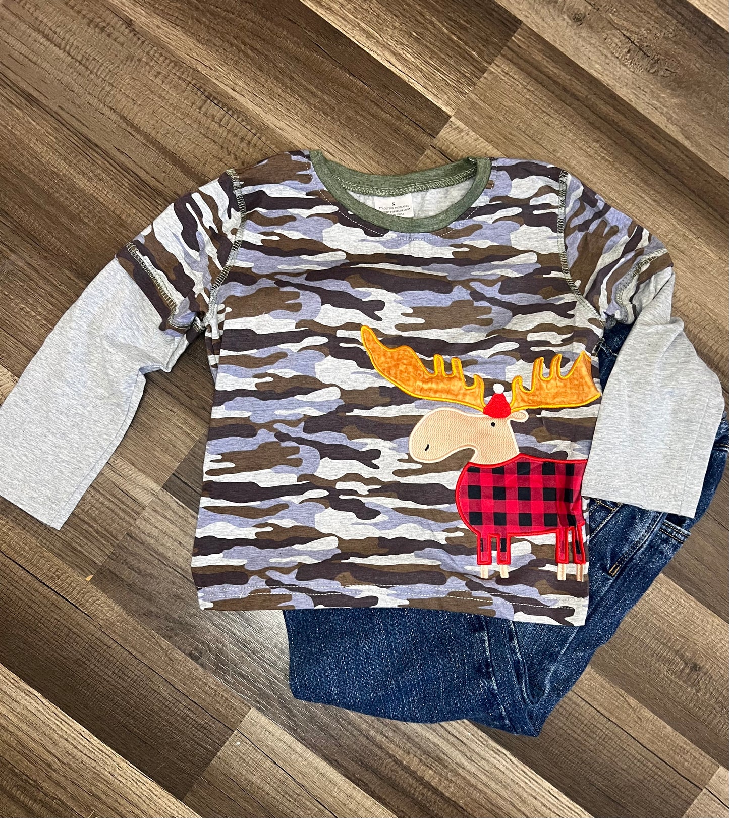 Camo moose 🫎 long sleeve shirt 3t