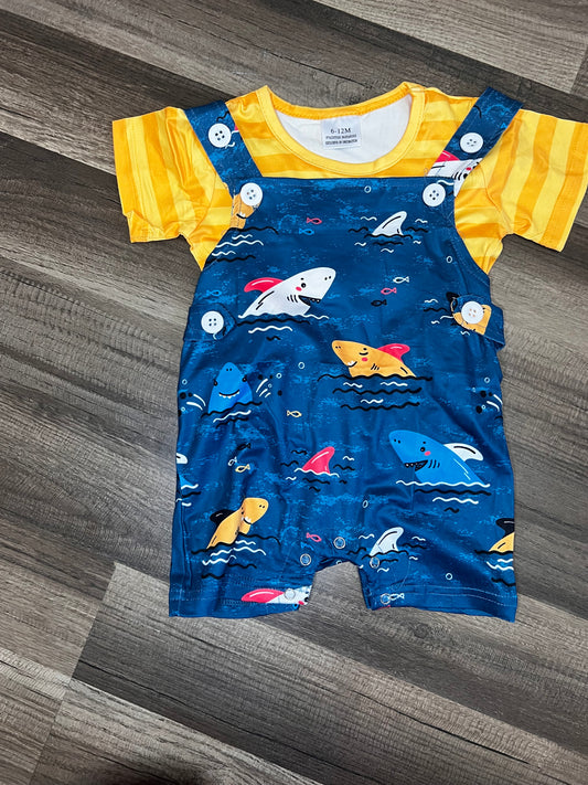 Shark 🦈 overall set 6-12m